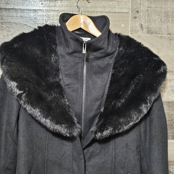 Via Spiga Faux Fur Collar Wool Trim Coat - Picture 4 of 11